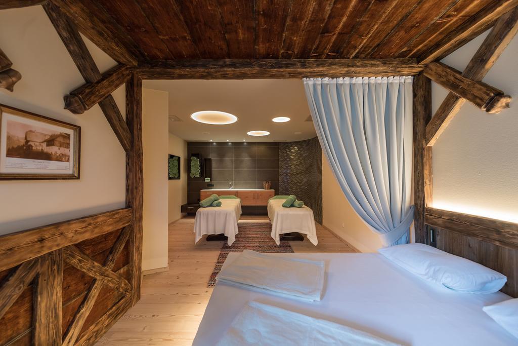 Mirabell Dolomites Hotel - Luxury Ayurveda & Spa Valdaora Esterno foto